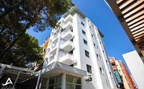 New Akileda Beach Hotel